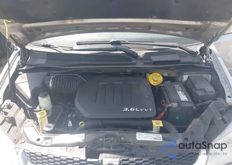 2016 Dodge Grand Caravan Sxt from USA, damaged, VIN 2C4RDGCG5GR352827